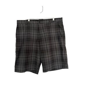 Nike Golf Shorts Mens 40 Grey Plaid Dri-FIT Performance Flat Front Athletic‎
